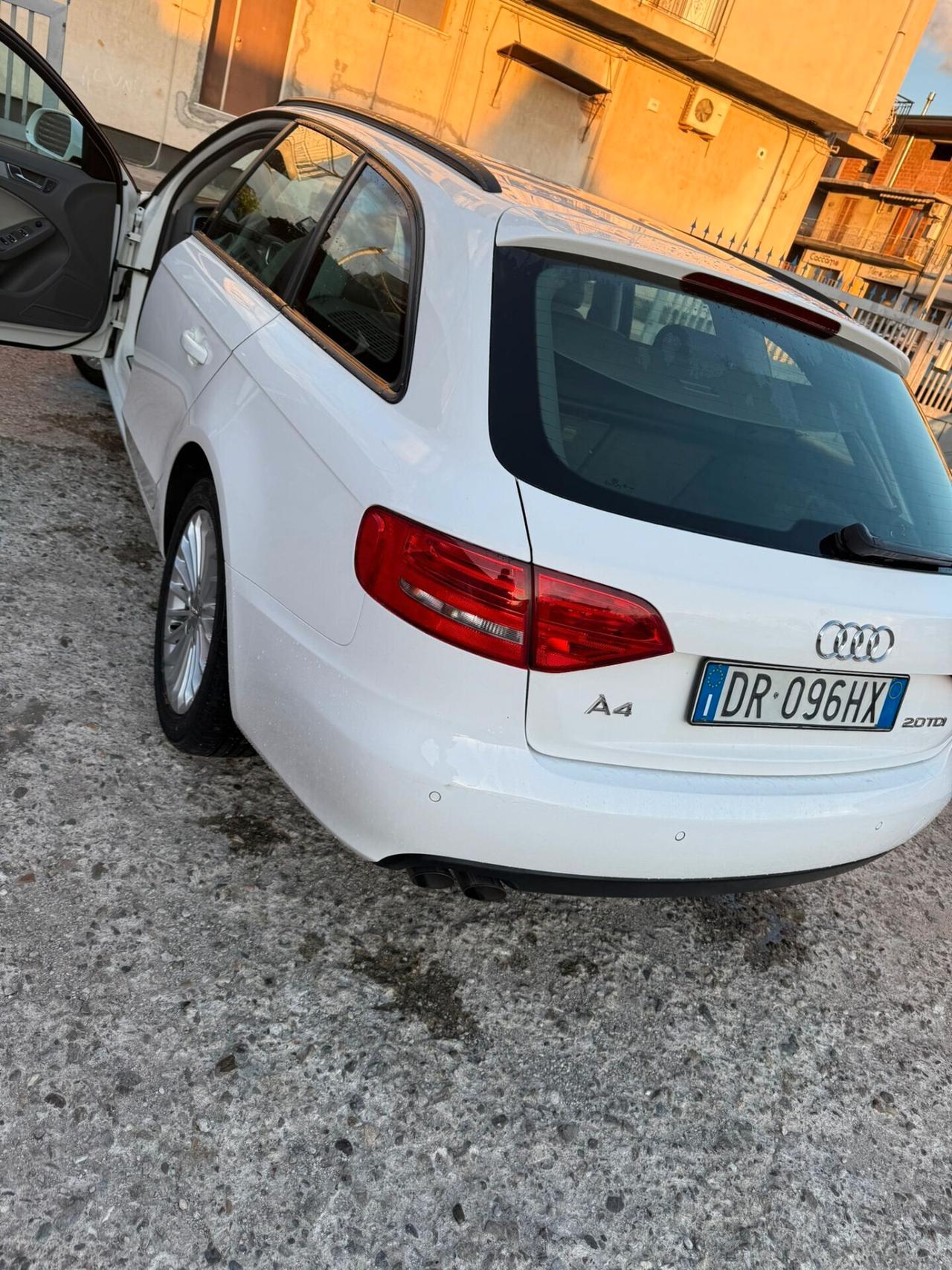 Audi A4 Avant 2.0 TDI 143CV F.AP.