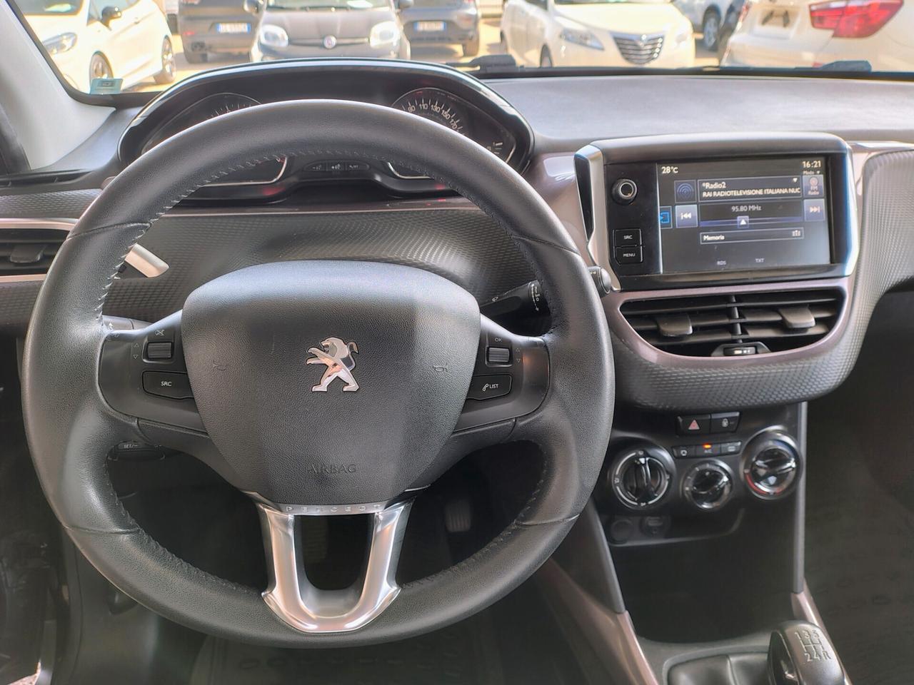 Peugeot 2008 PureTech 82 Allure