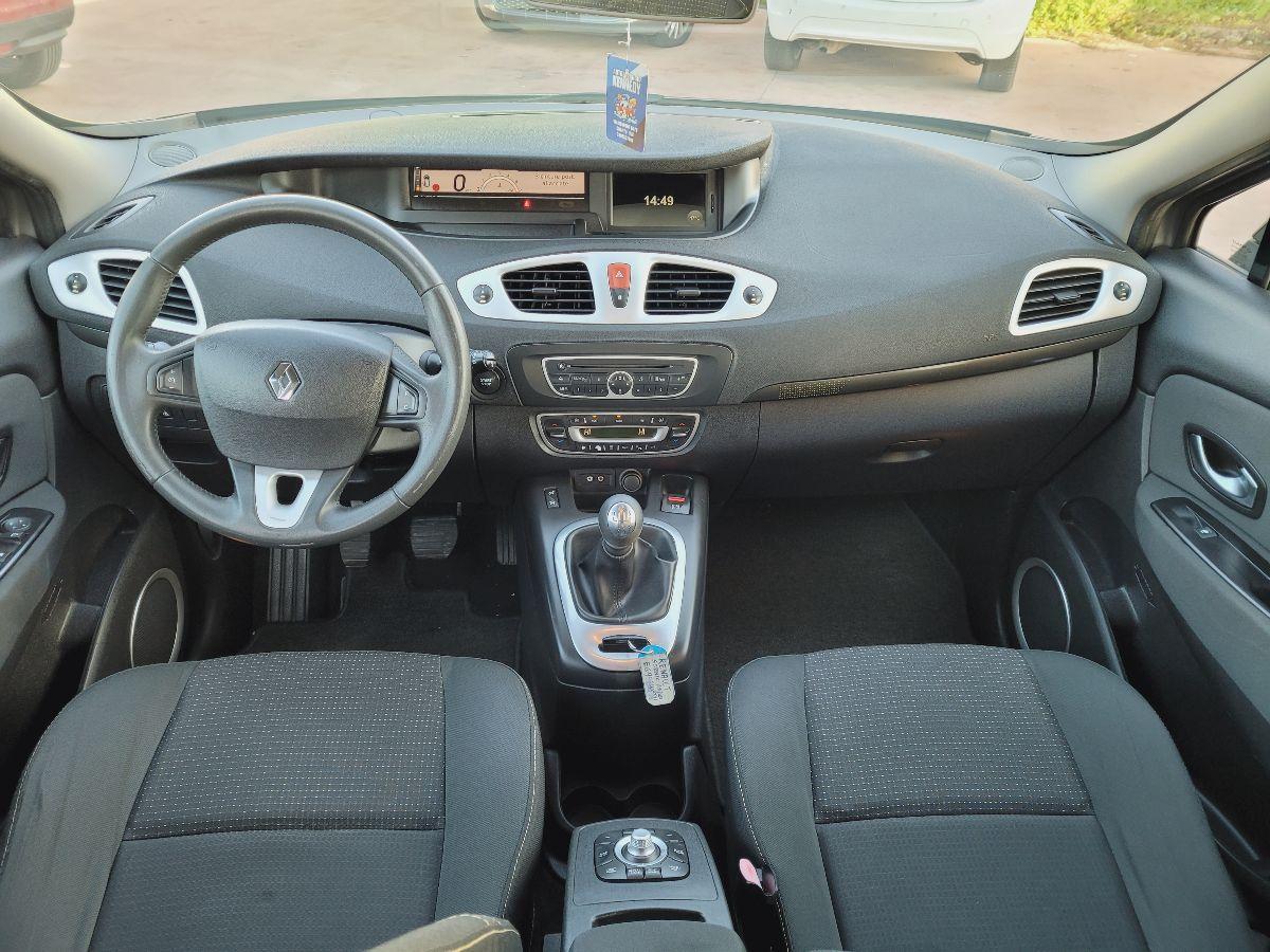 RENAULT - Scénic X-Mod - 1.5 dCi 110CV EDC Luxe