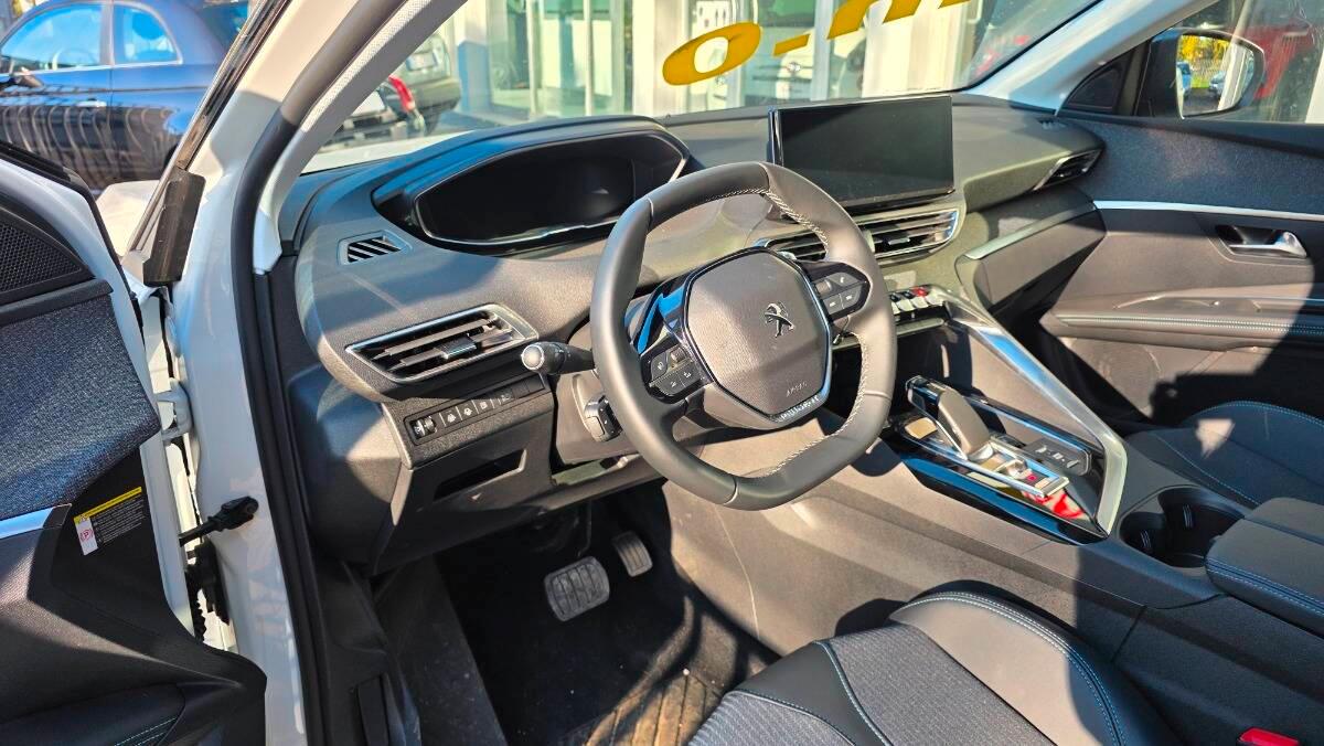 Peugeot 3008 II 1.6 hybrid phev Allure Pack 225cv e-eat8