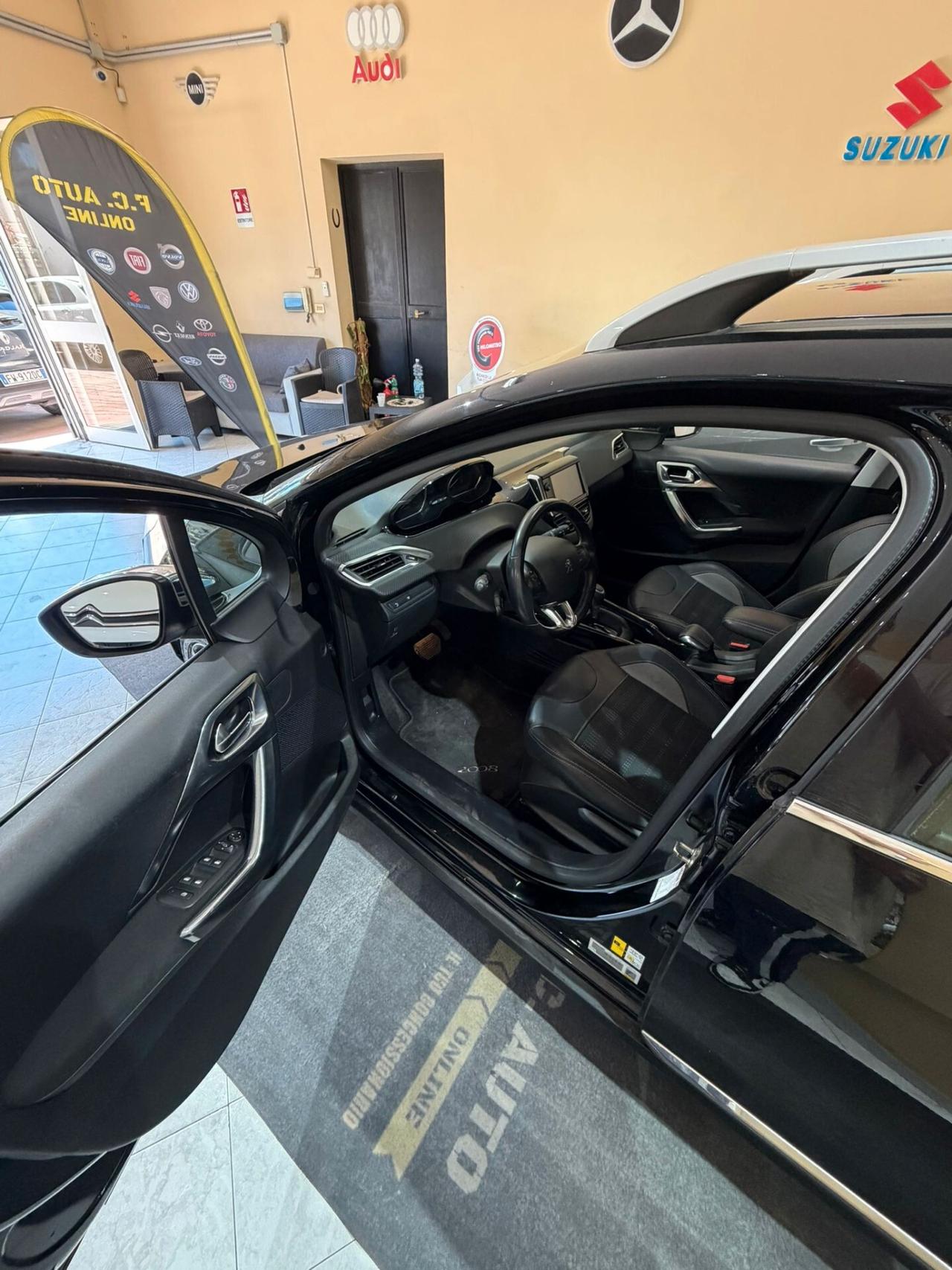 Peugeot 2008 PureTech Turbo 110 EAT6 S&S Allure