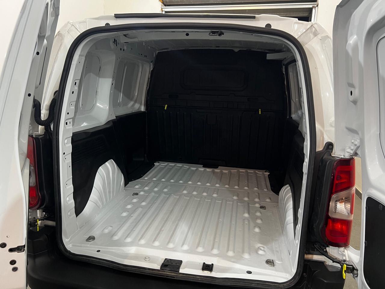 Opel Combo Cargo 1.5 Diesel 100CV S&S PC 650kg Edition