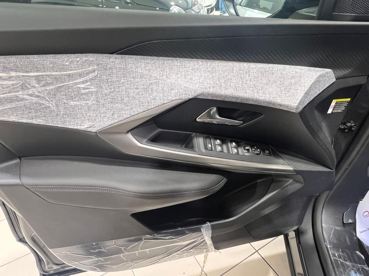 Peugeot 3008 Hybrid 136 e-DCS6 Allure (NUOVA)