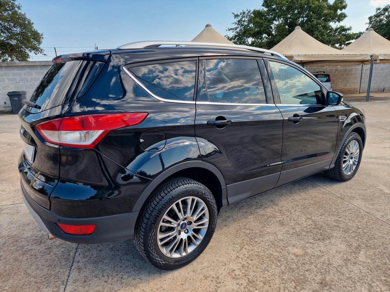 Ford Kuga 2.0 TDCI 140 CV 2WD Titanium