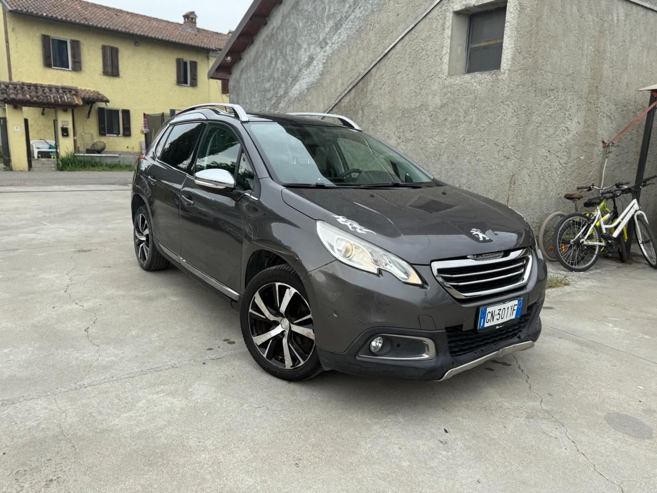 Peugeot 2008 1.6 e-HDi 115 CV Stop&Start Allure