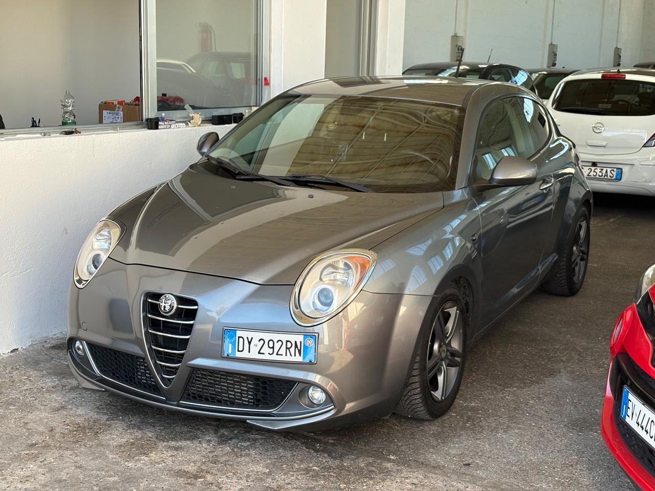 Alfa Romeo MiTo 1.6 JTDm 16V Distinctive Sport Pack