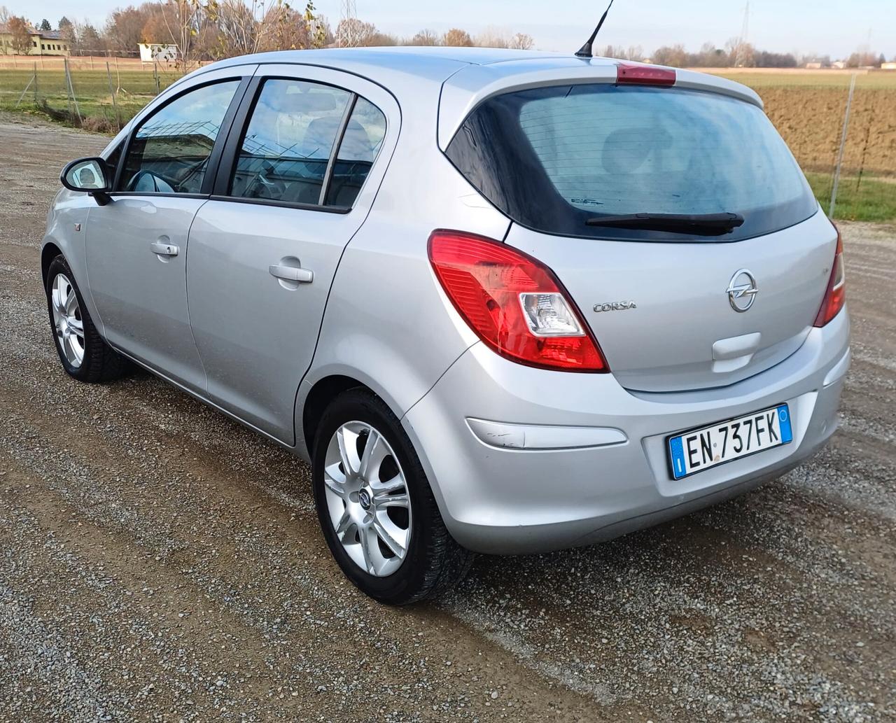Opel Corsa 1.2 85CV 5 porte GPL-TECH Edition