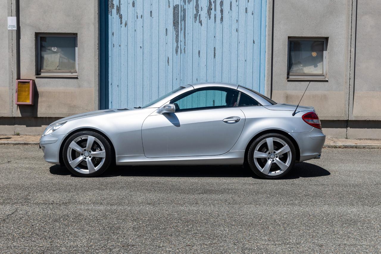Mercedes-benz SLK 7G-Tronic V6* Pelle rossa* Airscarf* Xenon* CRS a Libretto