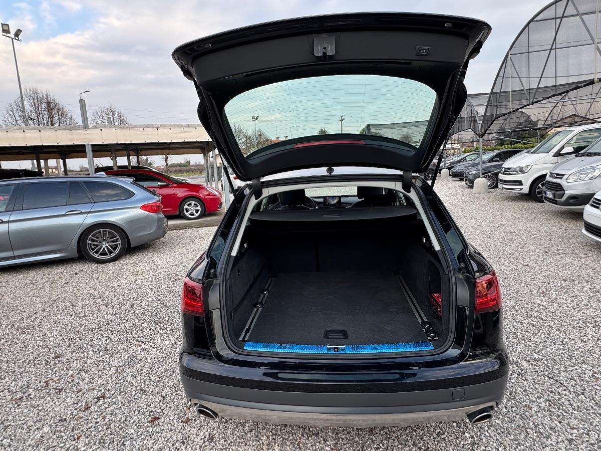AUDI - A6 Allroad - 3.0 TDI 218CV S tr. Bus. Plus
