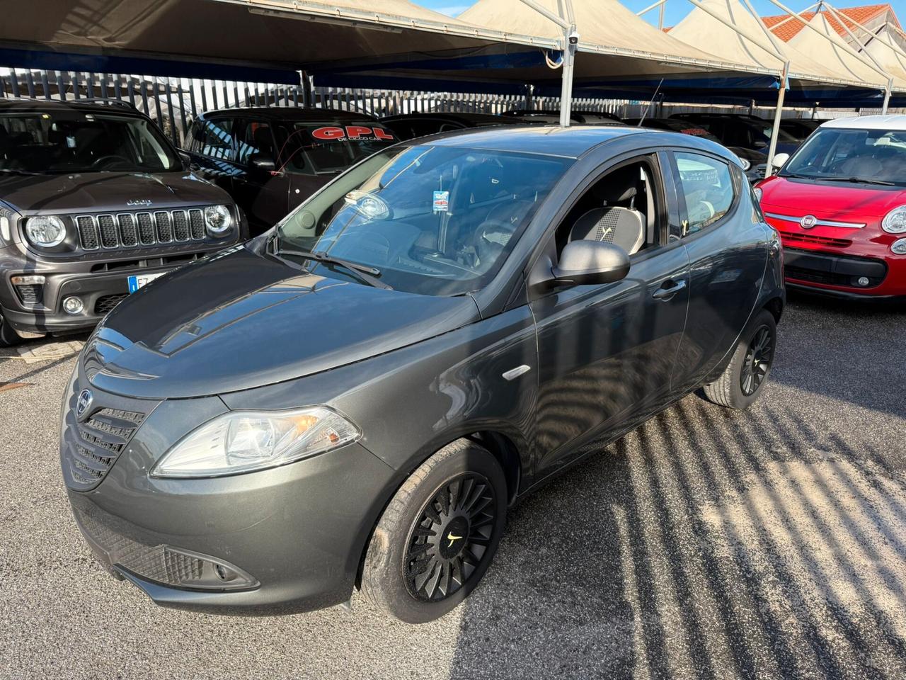 Lancia Ypsilon 1.2 69 CV 5 porte GPL Ecochic Elefantino