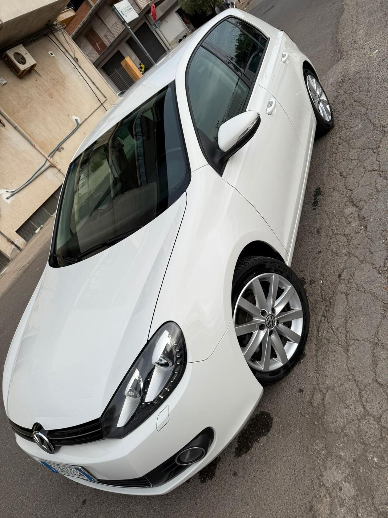 Volkswagen Golf 1.6 TDI DPF 5p. Highline