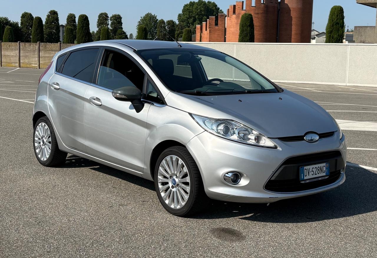 Ford Fiesta 1.2 benzina 82CV Titanium