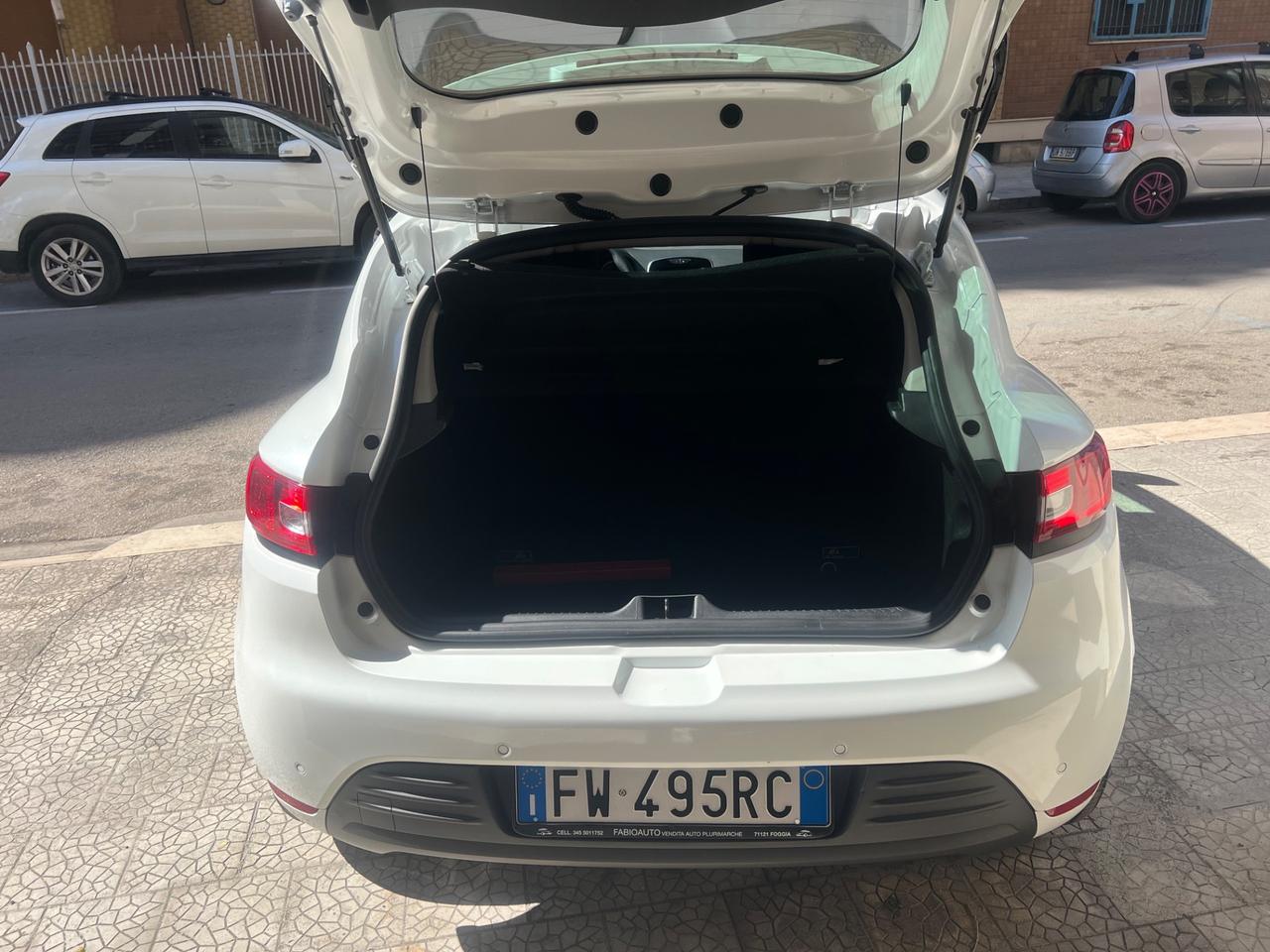 Renault Clio dCi 8V 75 CV 5 porte Moschino Life