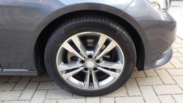 MERCEDES-BENZ E 220 BlueTEC S.W. Automatic Sport