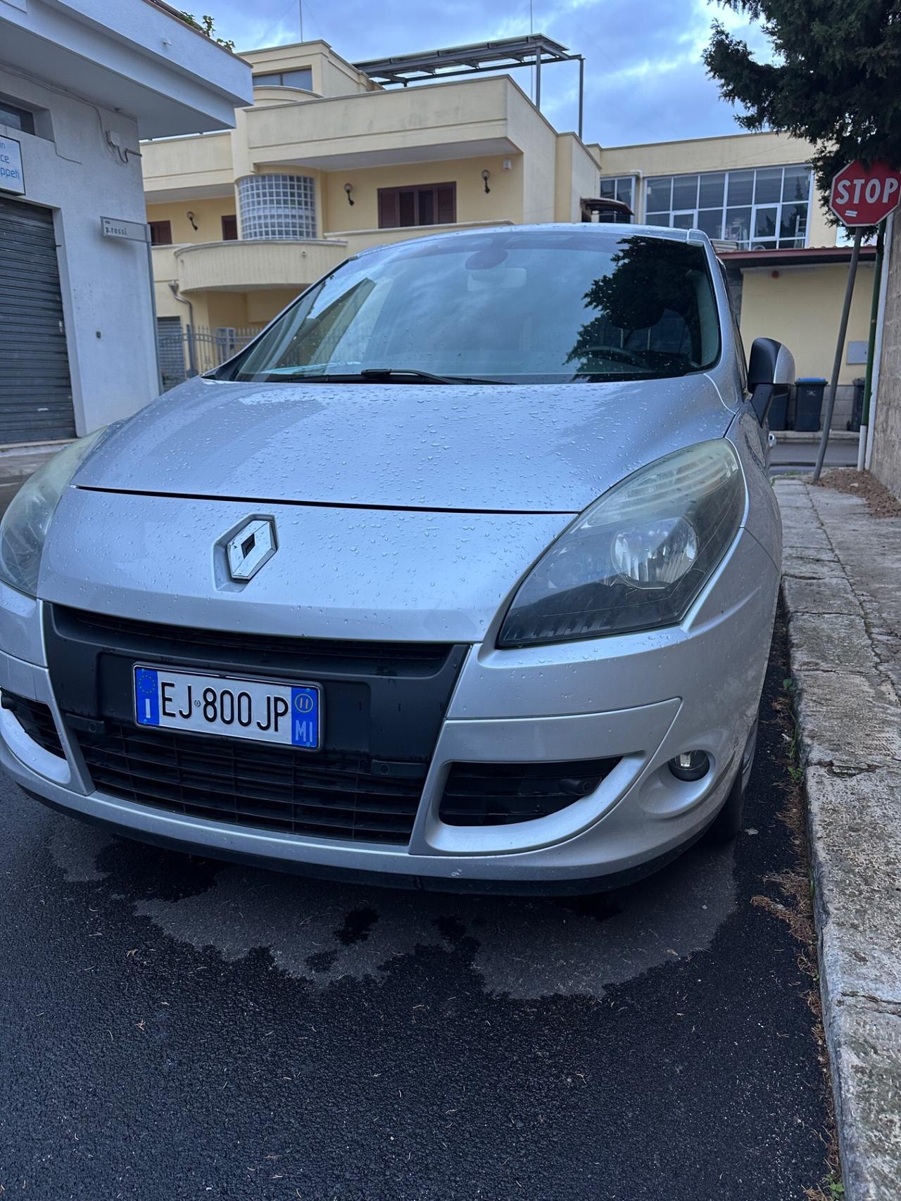 Renault Scenic Diesel FULL