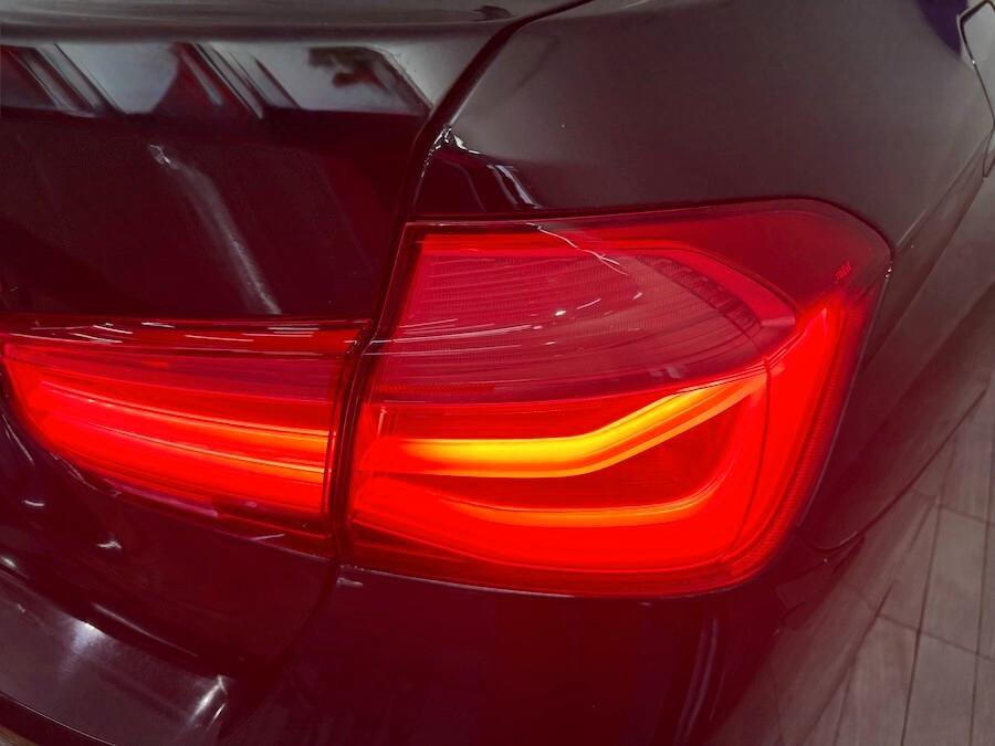 Bmw 318d Berlina Luxury Automatica
