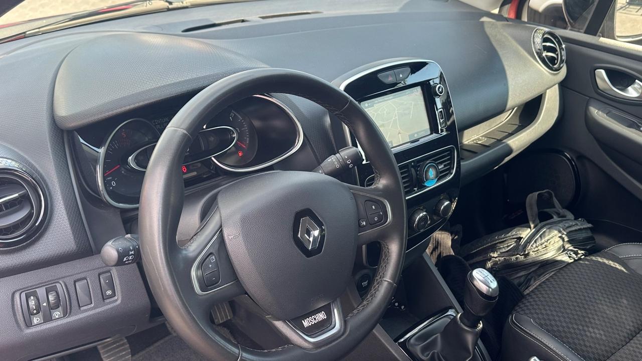 Renault Clio dCi 8V 75 CV 5 porte Moschino Life