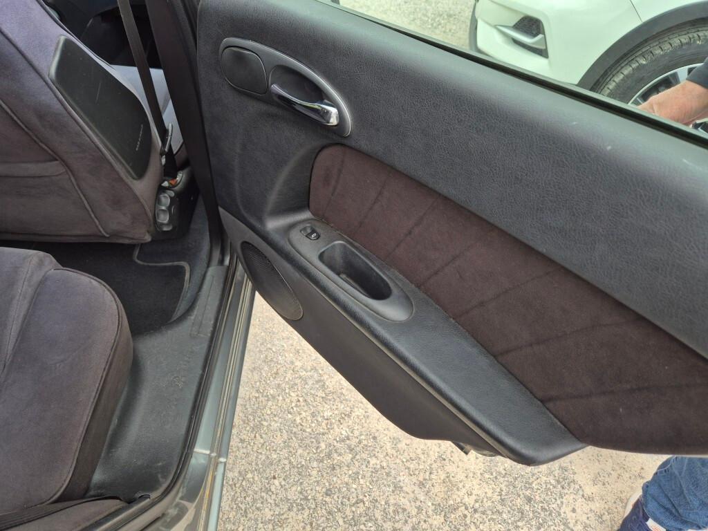 Alfa Romeo 156 1.9 JTD 116cv Sportwagon Distinctive