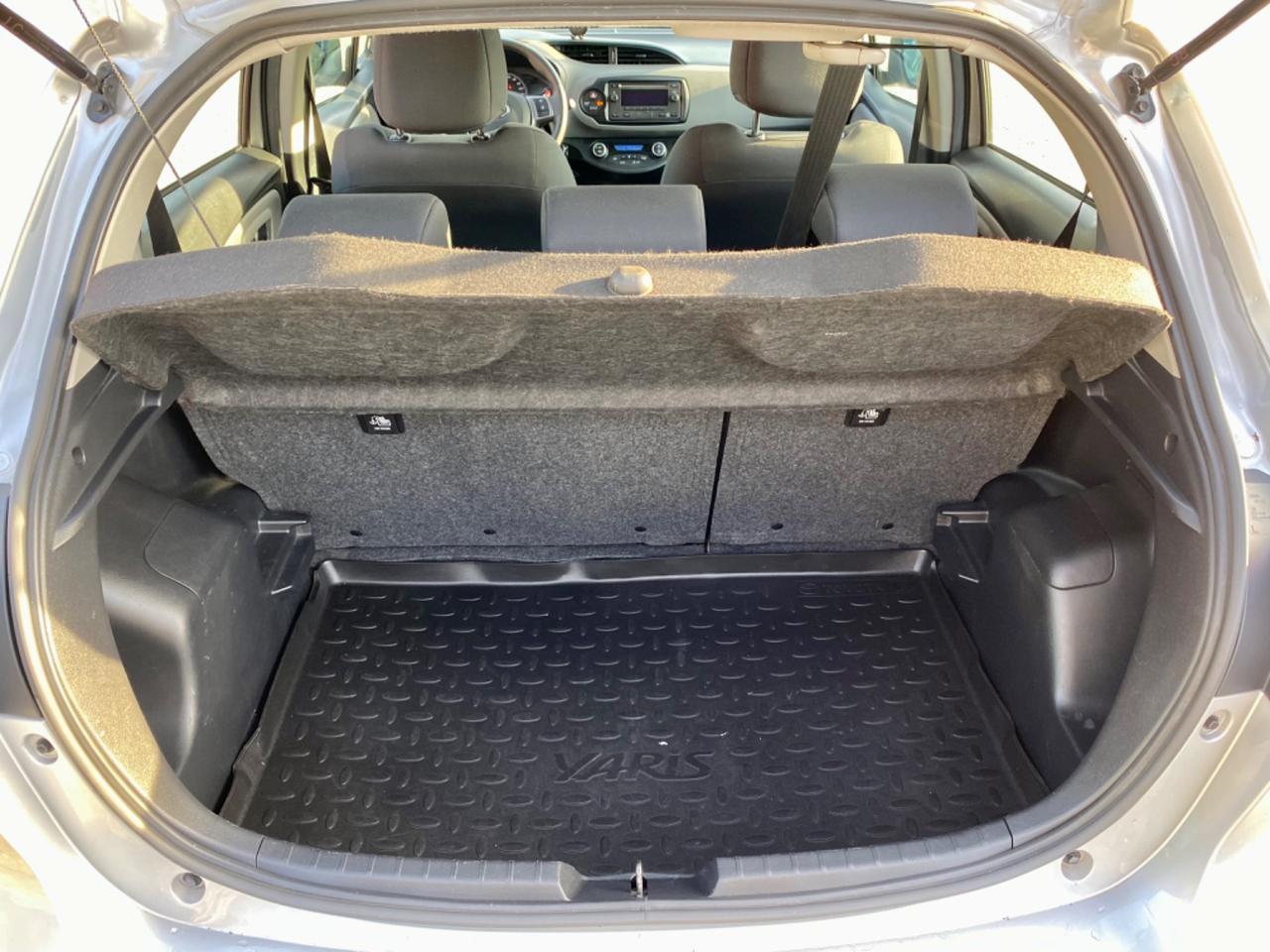 Toyota Yaris 1.5 Hybrid 5 porte Cool