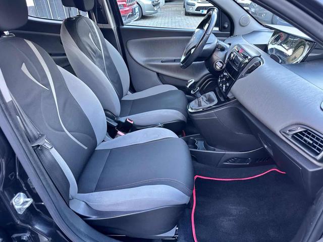 LANCIA Ypsilon 1.2 69 CV 5 porte
