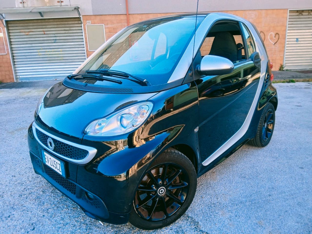 Smart ForTwo 1000 52 kW MHD coup�� pure