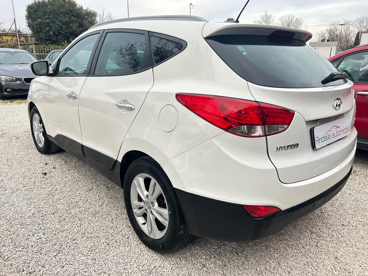 Hyundai iX35 1.7 CRDi 2WD Xpossible