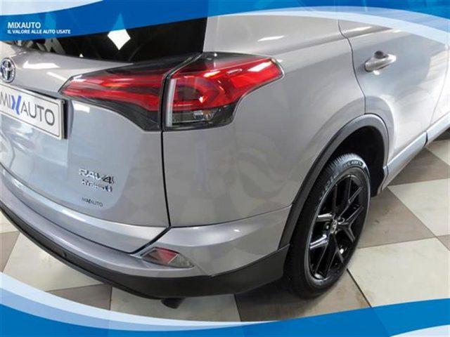 TOYOTA RAV 4 2.5 VVTi Hybrid 155cv 2WD Dynamic E-CVT EU6