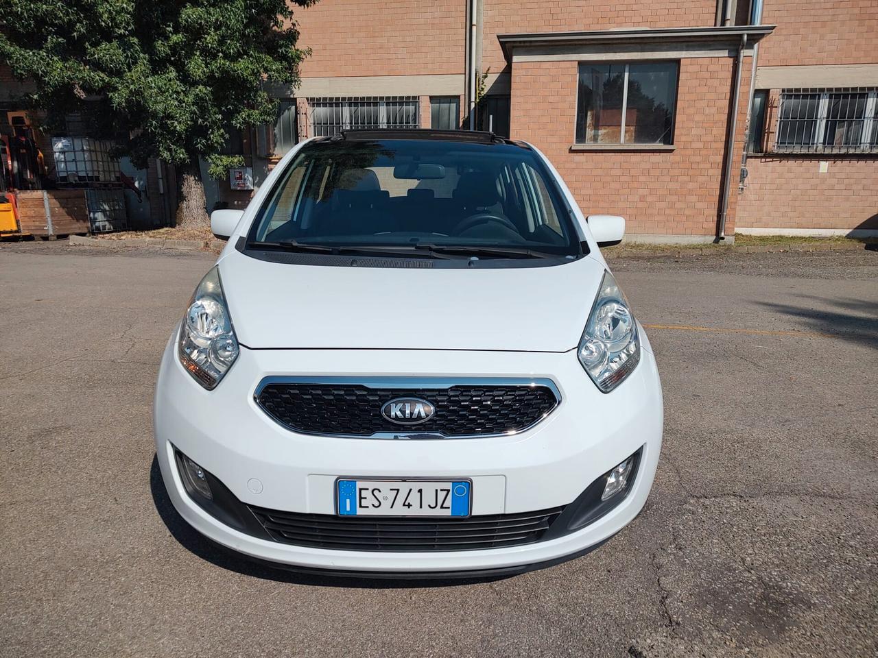 Kia Venga 1.4 CVVT Active, TETTO APRIBILE E FULL PANORAMICO, GARANZIA L.12 MESI