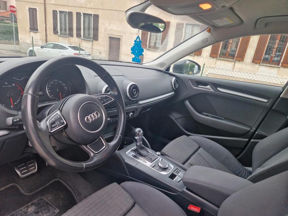 Audi A3 Sportback 1.4 tfsi Ambition s-tronic