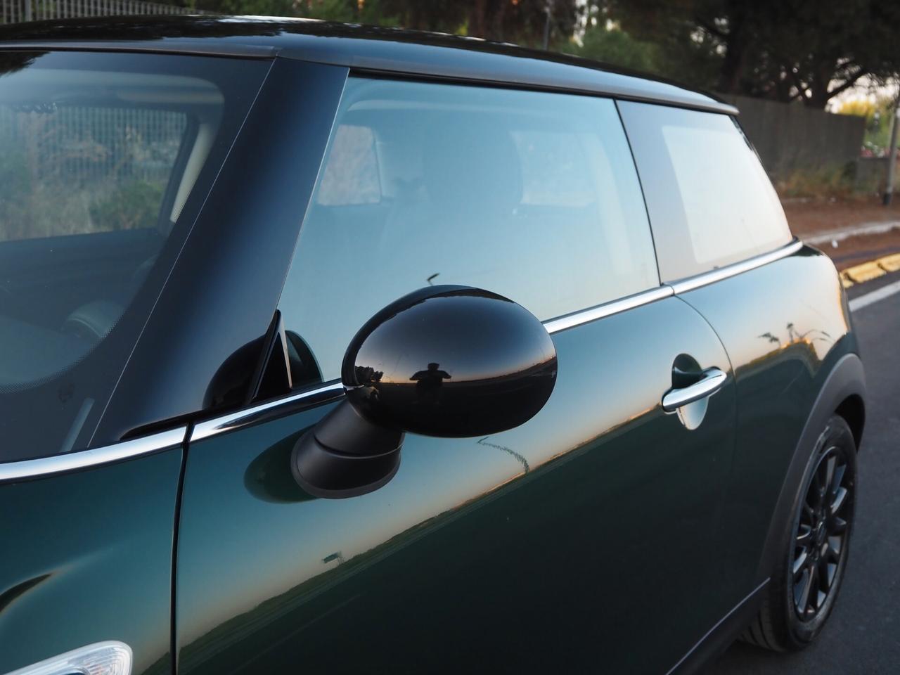 Mini Cooper 1.5 D Hype autom