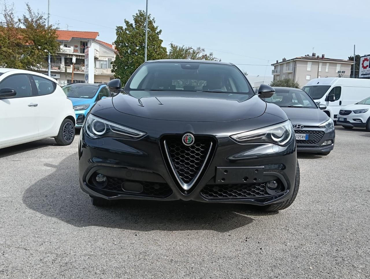 Alfa Romeo Stelvio 2.2 Turbodiesel 180 CV AT8 RWD Super