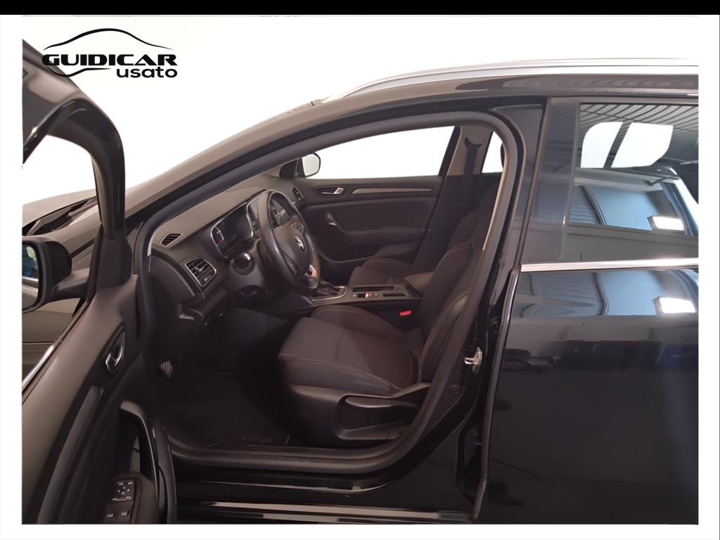 RENAULT Megane IV 2020 Sporter - Megane Sporter 1.5 blue dci Busines