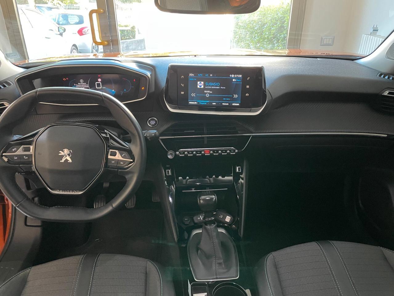 Peugeot 2008 BlueHDi 110 S&S Allure Pack