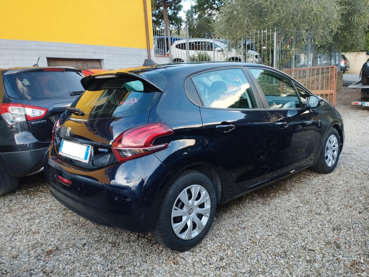Peugeot 208 BlueHDi 75 5 porte Incidnetata/Sinistrata