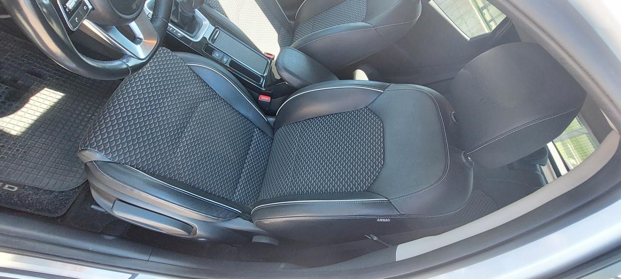 KIA XCEED 1,0 BENZINA/GPL DI SERIE CASA MADRE KIA STRAFULL OPTIONAL NUOVISSIMA FULL