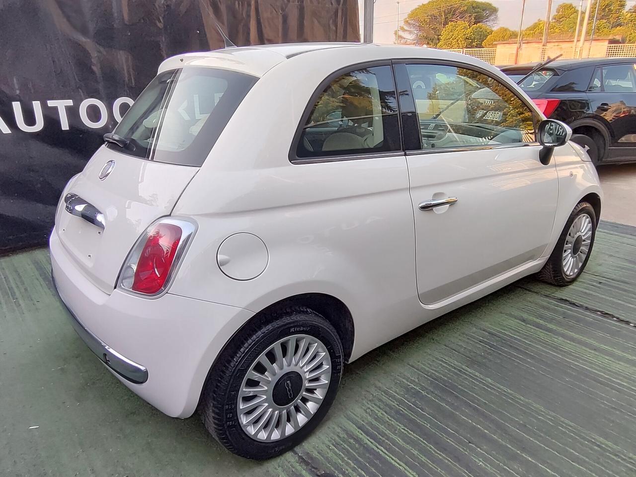 Fiat 500 1.2 BENZINA Lounge