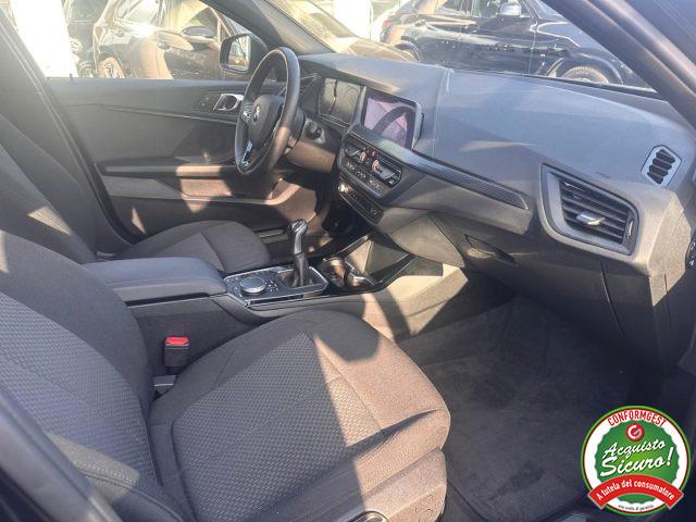 BMW 116 d 5p. Business Advantage Navi Led