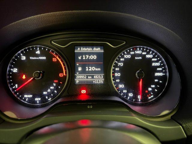AUDI A3 1.6 TDI 116 CV S tronic Sport