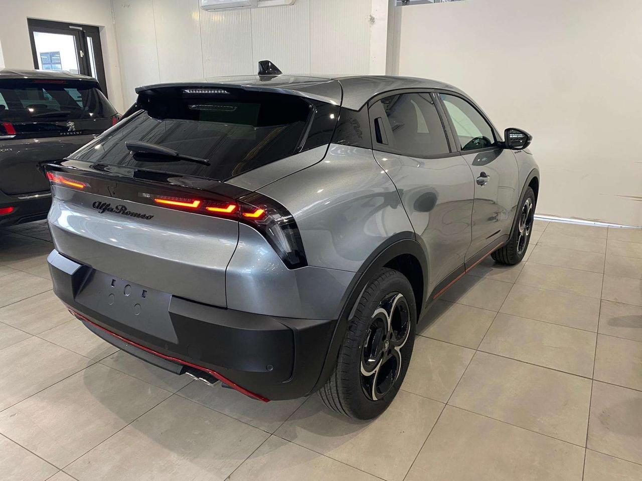 Alfa Romeo Junior Junior 1.2 ibrida Speciale 136cv edct6 MHEV KM 0