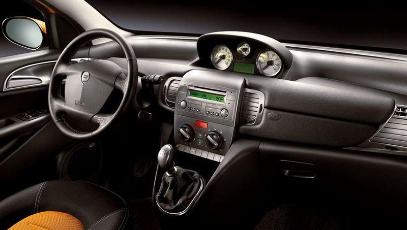 Lancia Musa I 2004 1.9 mjt Oro