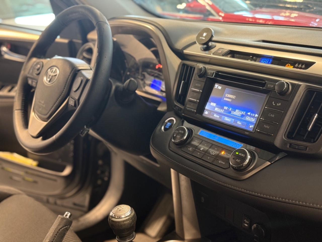Toyota RAV 4 RAV4 2.0 D-4D 2WD Active