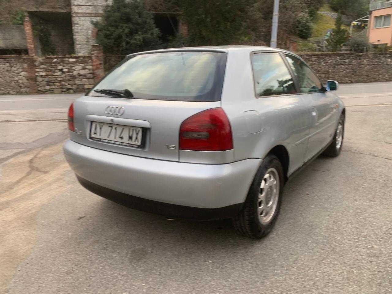 Audi A3 1.8 20V cat 3p. Ambiente