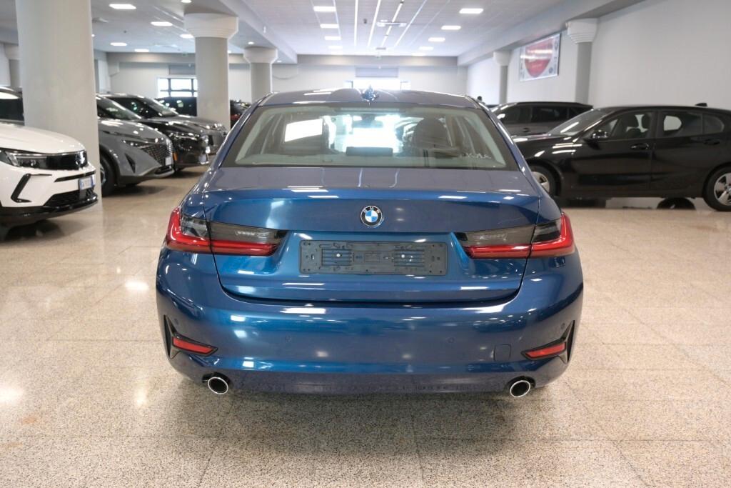 BMW 316D 122CV 6M. BUSINESS ADVANTAGE ( FARI LED - BMW DIGITAL COCKPIT - PELLE - NAVI - MIRROR - PDC )