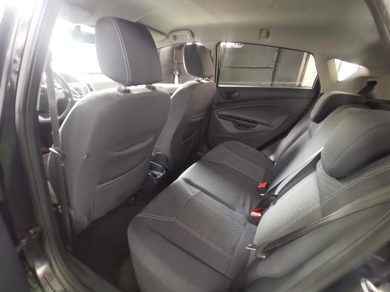 Ford Fiesta 1.4 Titanium plus GPL NEOPATENTATI GARANZIA 12 MESI