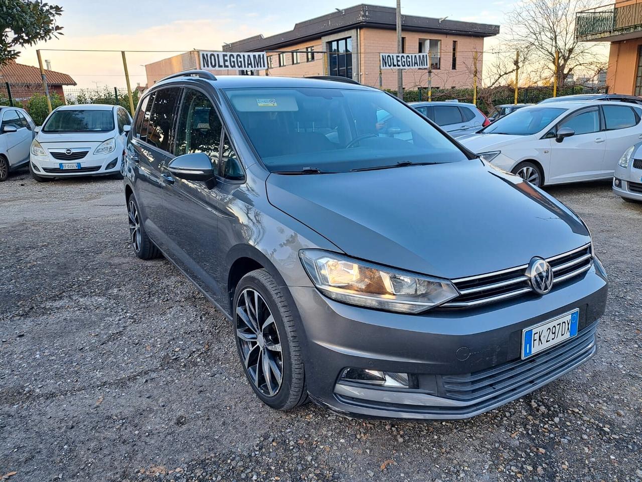 Volkswagen Touran 1.6 TDI 115 CV SCR DSG Highline BlueMotion Tech.