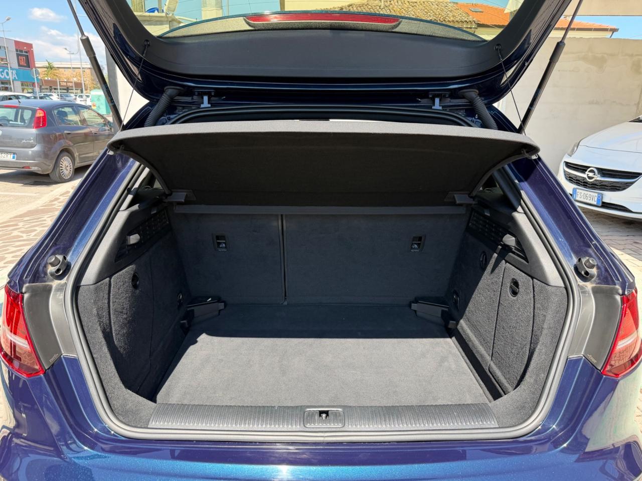 Audi A3 Sportback 1.6 TDI Sport - GARANZIA