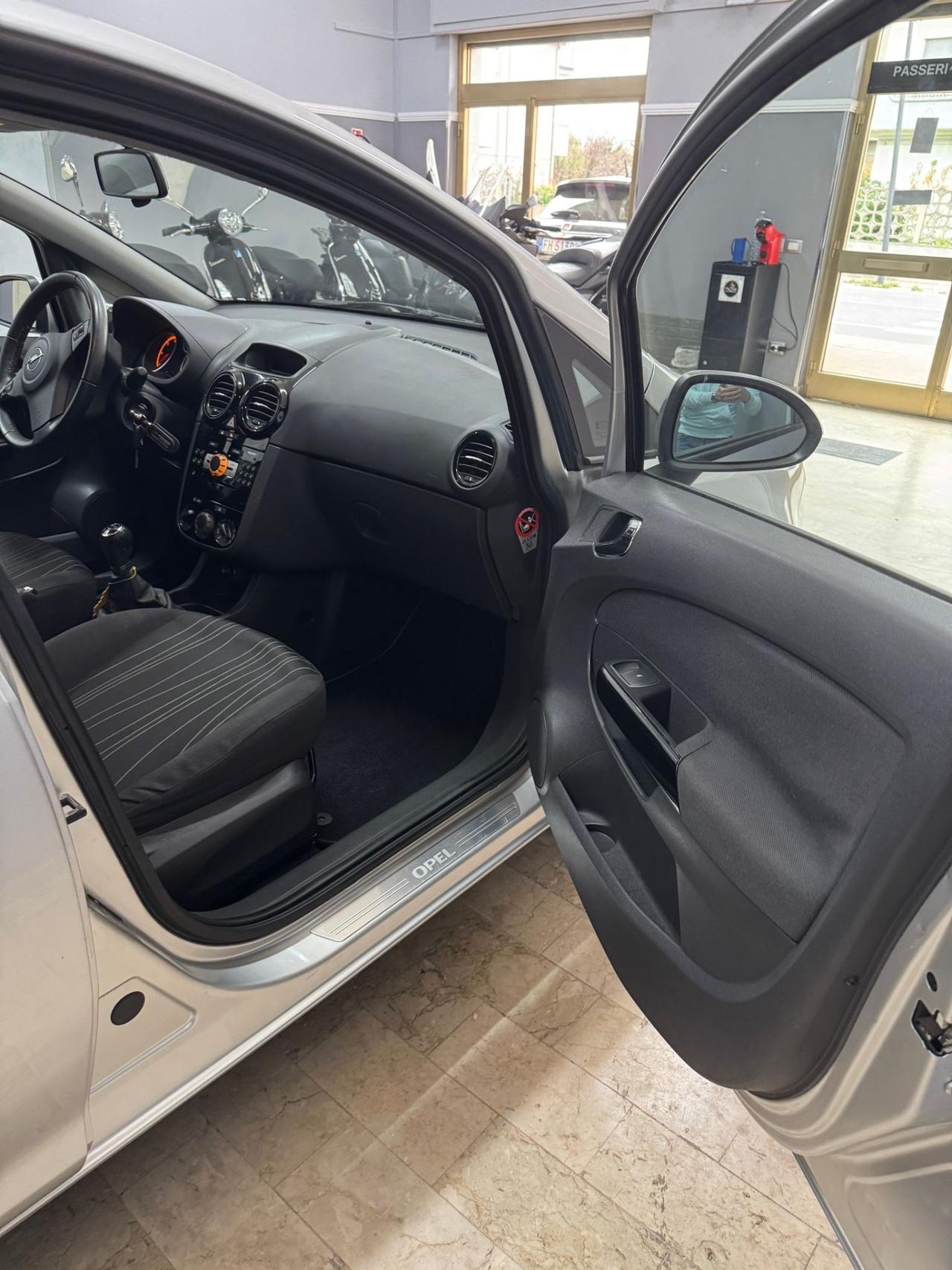 Opel Corsa 1.3 CDTI 75CV UNICO PROPRIETARIO