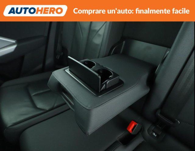 AUDI Q3 35 TFSI Business Advanced