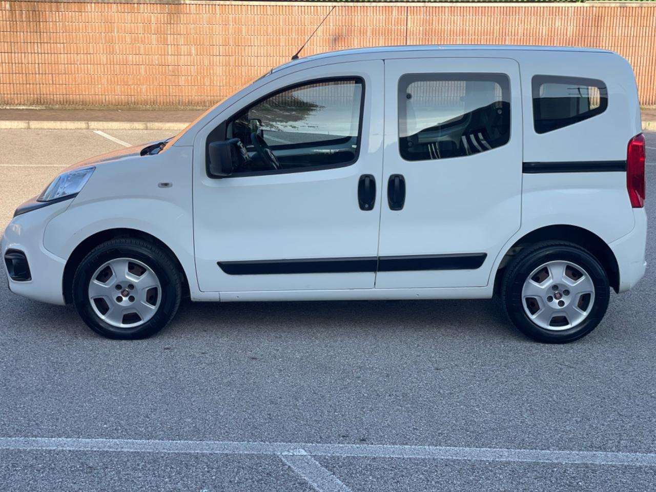 Fiat Qubo 1.3 MJT 80 CV Start&Stop Lounge