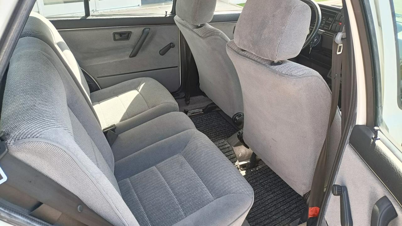 Volkswagen Golf 1300 5 porte GL